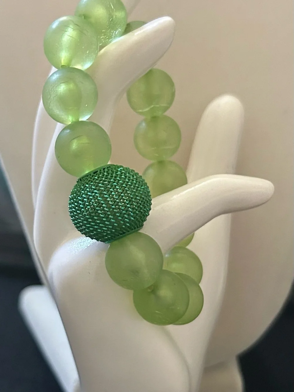 Green Beaded Stretch Bracelet with Textured Accent